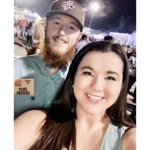 Meet your Posher, Halie